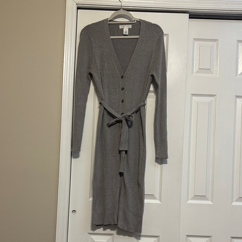 Planet Gold Gray Long Sleeve Knit Dress